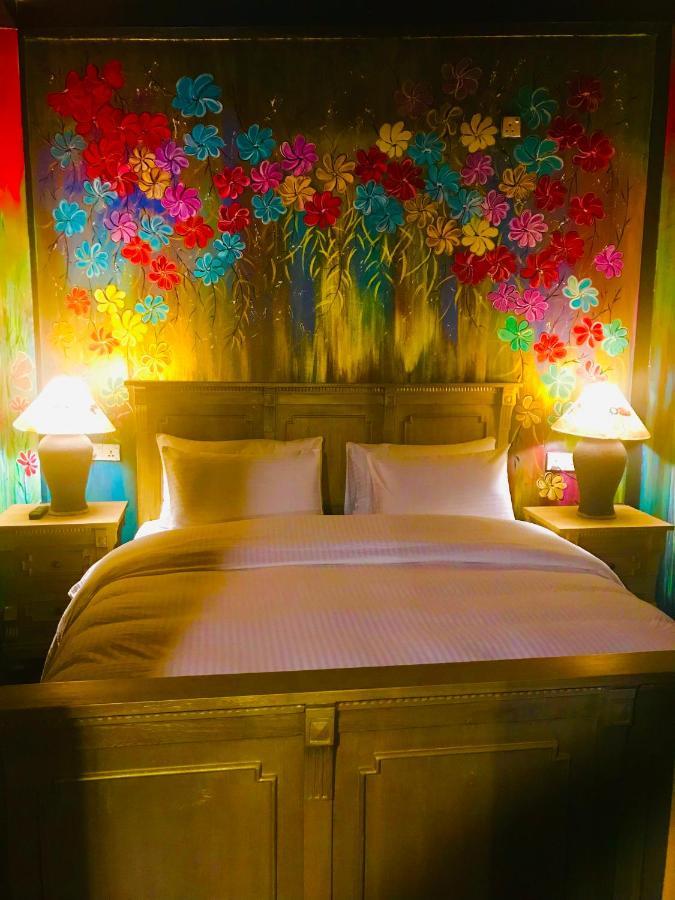 Serendipity Lake Artistic Bungalow By Heidis Home Nuwara Eliya Bagian luar foto