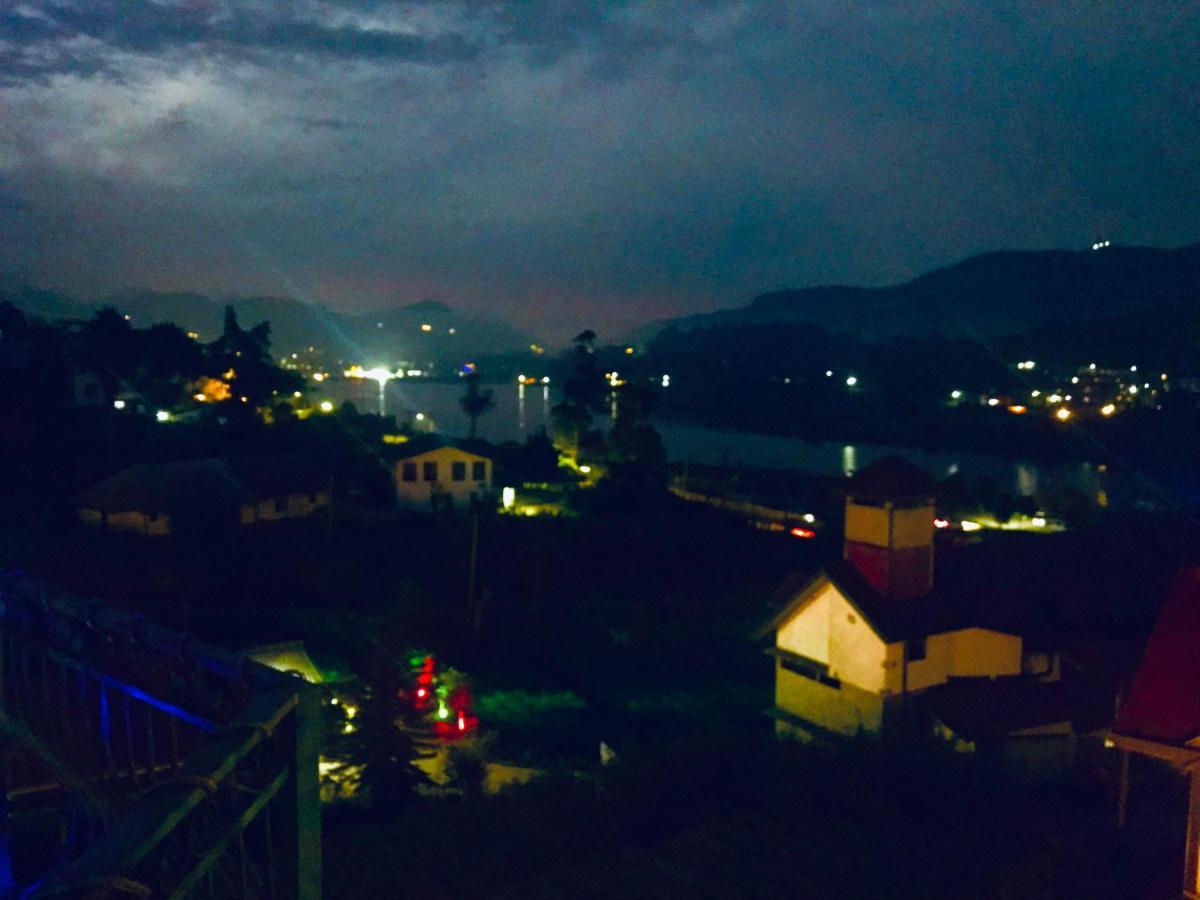 Serendipity Lake Artistic Bungalow By Heidis Home Nuwara Eliya Bagian luar foto