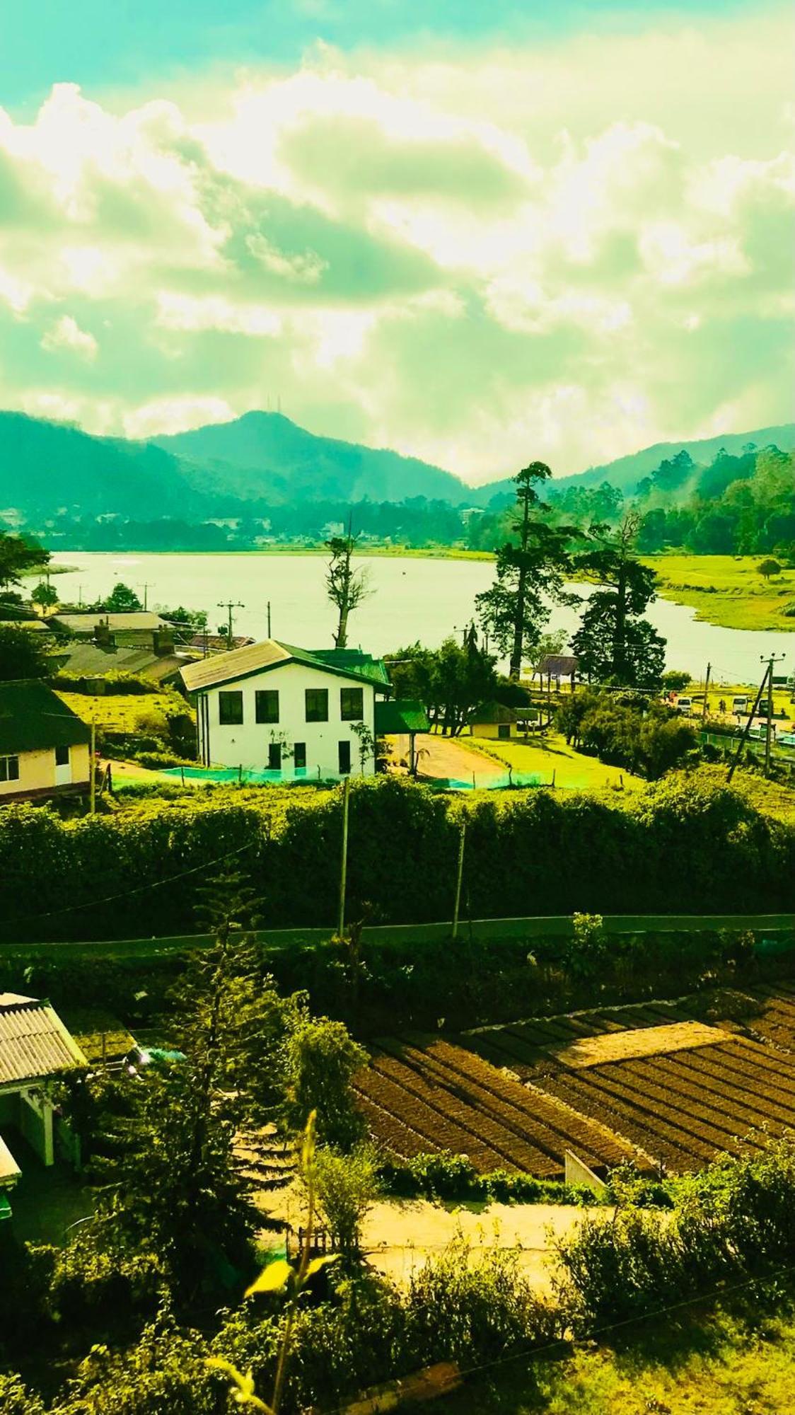 Serendipity Lake Artistic Bungalow By Heidis Home Nuwara Eliya Bagian luar foto
